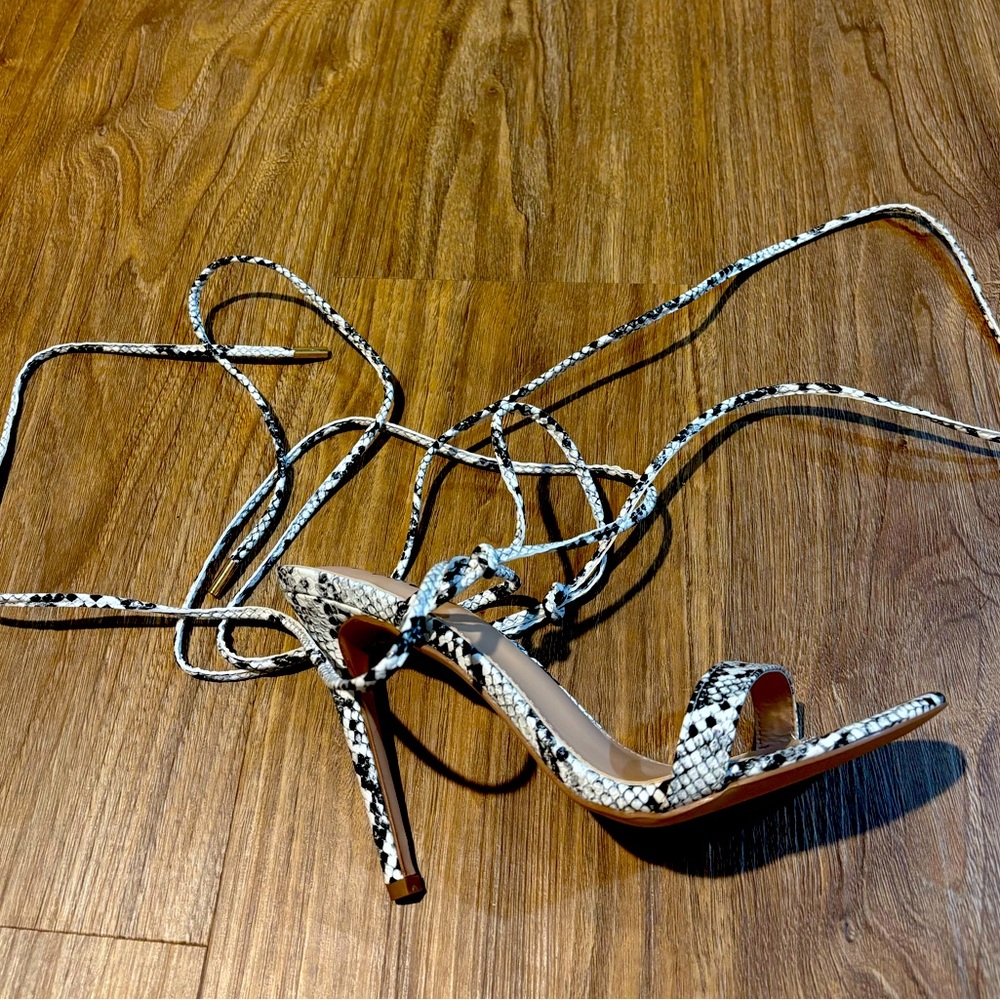SHEBA! (Snake Print) - Picture 5 of 5